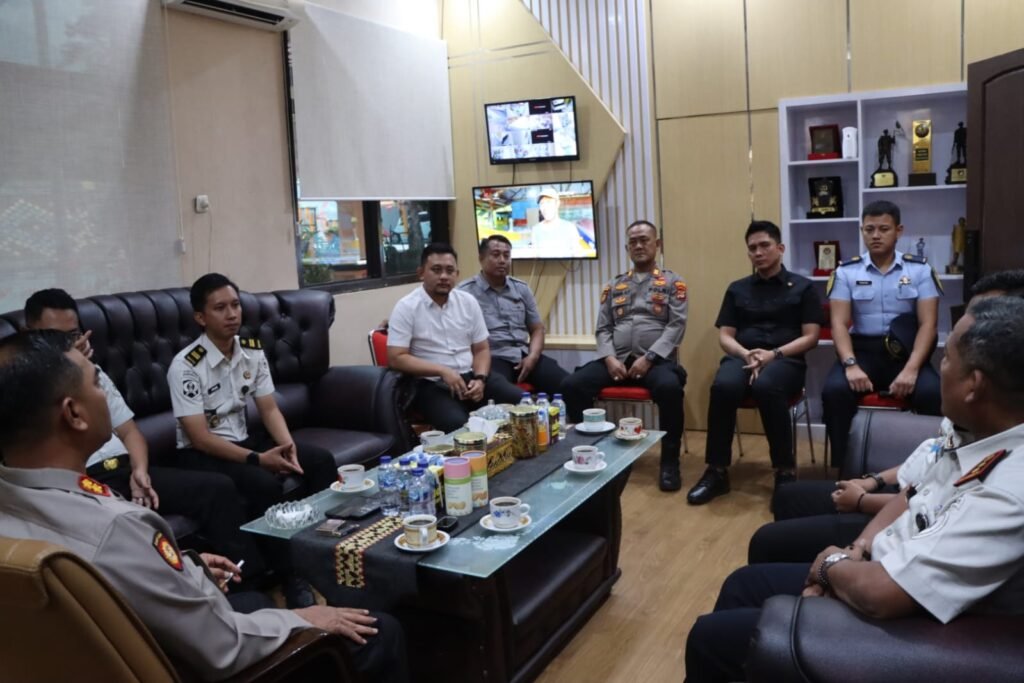 Kaplores Tanggamus dukung kalapas bersih bersih Lapas Kota Agung