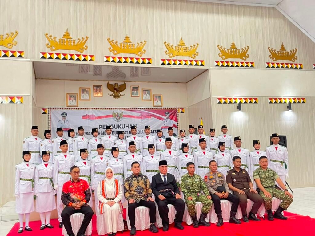 Dikukuhkan Jadi Paskibraka Tanggamus, 33 Generasi Muda Siap Kibarkan Merah Putih di HUT ke-81 RI