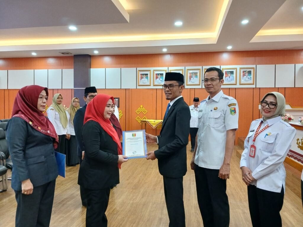 Wabup Agus Suranto Lantik Pejabat Baru, Tegaskan Disdukcapil Wajib Beri Pelayanan Cepat, Humanis, dan Tanpa Birokrasi Berbelit